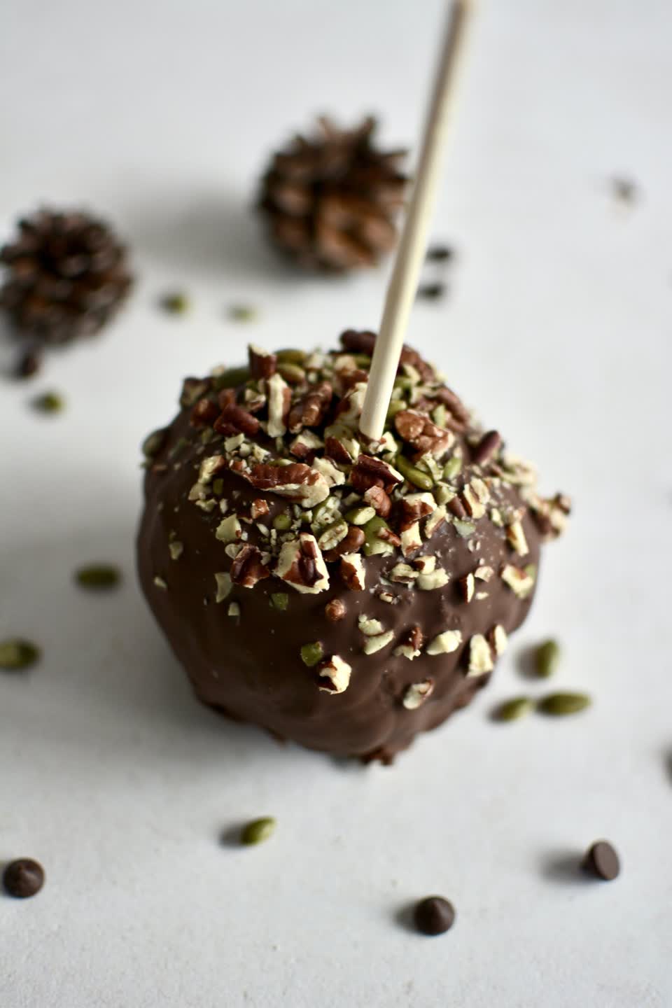 Chocolate Date Apple Bites