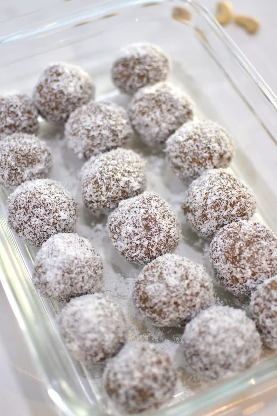 Chocolate Coconut Energy Balls