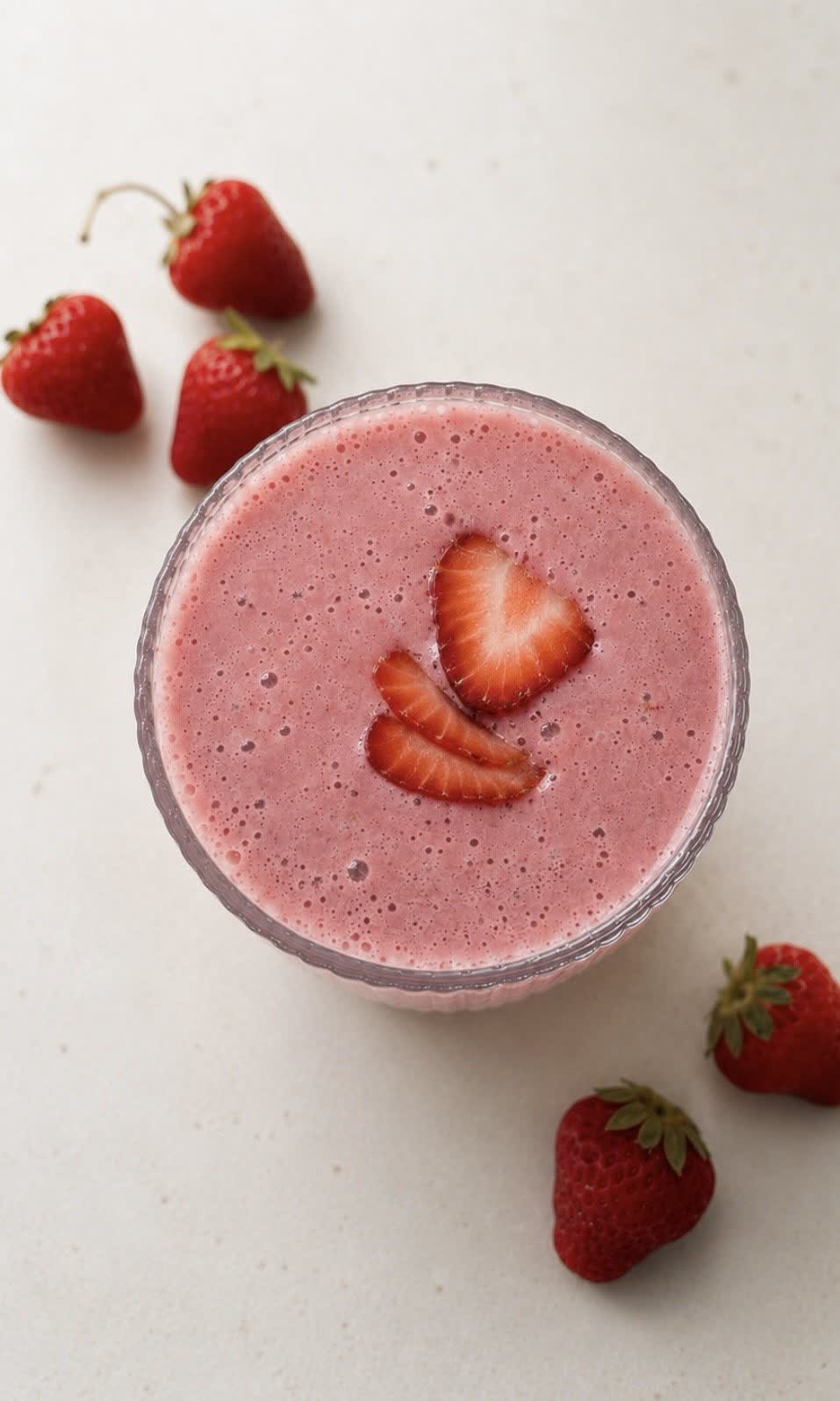 Lait frappé allégé aux fraises