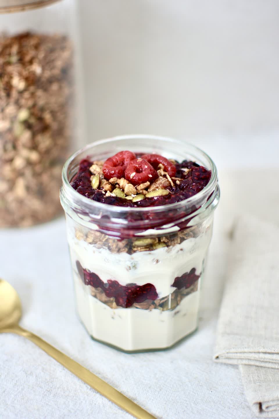 Berry Yogurt Parfait