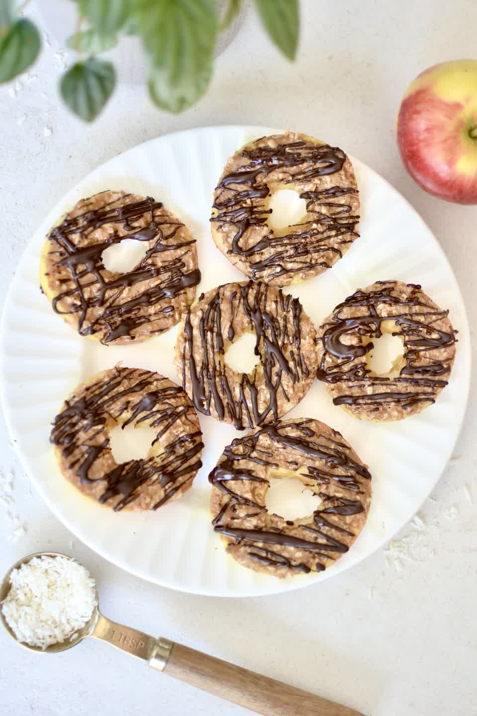 Samoa-Style Apple Rings
