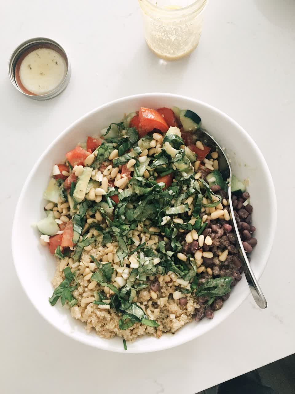 Salade de quinoa rafraîchissante